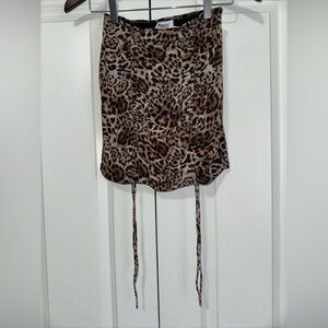 Princess Polly XX Lightweight Leapord Print Stretch Mini Skirt Size 2